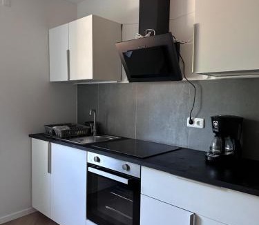 Katernberg Apartment | Apartment bis zu 6 Einzelbetten Stellplatz Wifi