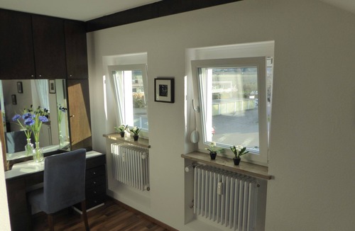 Nonnenhorn Apartment | Apartment 'Bodenseeblick' with Lake View, Balcony and Wi-Fi
