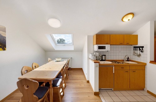 Oberaudorf Apartment | Apartment 'Brünnstein Room 60' with Mountain View, Shared Garden & Wi-Fi