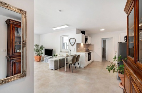 Kniebis Apartment | Apartment 'Naturperle' with Private Terrace, Private Garden and Wi-Fi