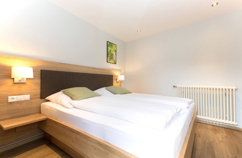 Haslach im Kinzigtal Apartment | Apartment 1 with Balcony and Wi-Fi