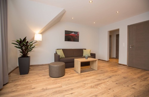 Haslach im Kinzigtal Apartment | Apartment 5 with Balcony and Wi-Fi