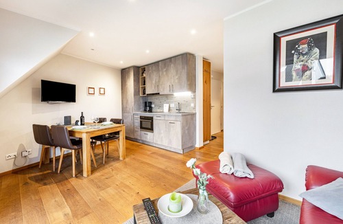 Saalhausen Apartment | Apartment 'Ferienwohnung Drossel D, 50qm' with Mountain View, Shared Terrace and Wi-Fi