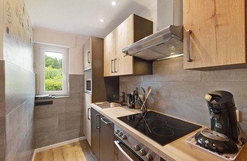 Lochtrop Apartment | Apartment 'Dorlar' with Private Terrace, Garden, and Wi-Fi