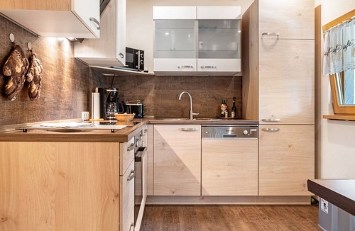 Bernbeuren Apartment | Apartment 'Echerschwang2' with Shared Garden, Balcony and Wi-Fi