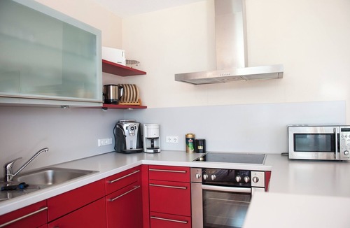 Vorderlanersbach Apartment | Apartment Eggerfeld with winter garden, ski-in ski-out
