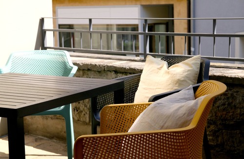 Marktbreit Apartment | Apartment "EINS" in the former inn "Zur Höll" in the romantic Marktbreit