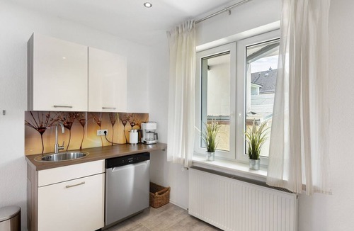 Arnsberg Apartment | Apartment 'Erdgechoss' with Private Terrace and Wi-Fi
