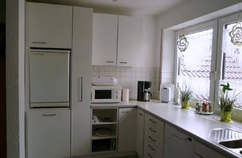Ichenhausen Apartment | Apartment 'Ferienwohnung 'Irmgard' with Balcony and Wi-Fi