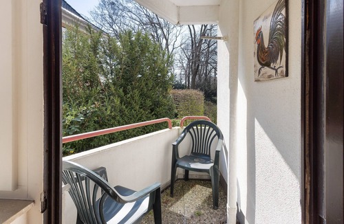 Alt-Travemunde/Ronnau Apartment | Apartment 'Fallreep' with Private Terrace, Private Garden and Wi-Fi