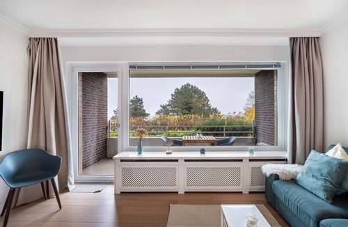 Alt-Travemunde/Ronnau Apartment | Apartment 'Ferienwohnung Waves' with Sea View, Balcony and Wi-Fi