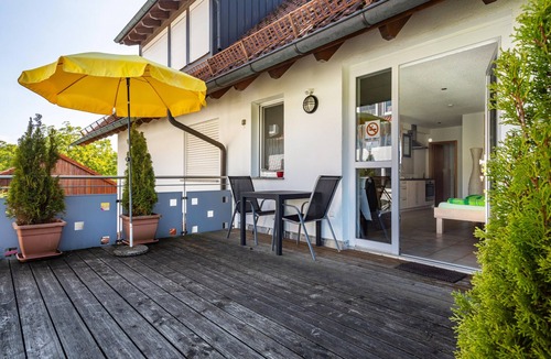 Deggenhausertal Apartment | Apartment 'Ferienwohnung 2, 35qm' with Shared Garden, Balcony and Wi-Fi