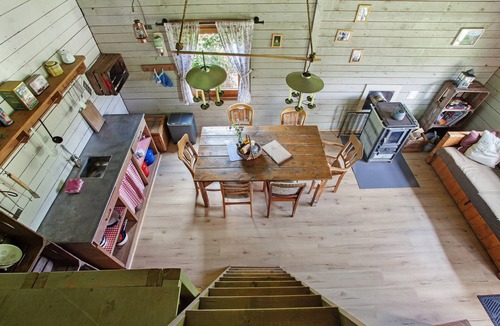 Niederlandenbeck Apartment | Apartment 'Ferienhütte Bauken' with Private Terrace & Shared Garden – Holiday without electricity