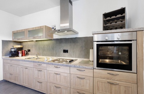 Balve Apartment | Apartment 'Feriennest Balve' with Private Terrace and Wi-Fi