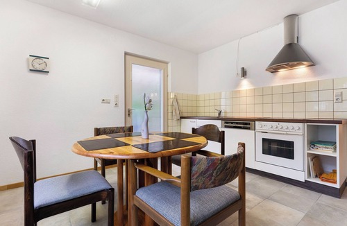 Schuttertal Apartment | Apartment 'Ferienwohnung Am Wald Dörlinbach' with Mountain View, Private Terrace and Wi-Fi
