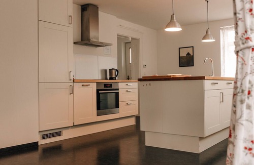 Bad Buchau Apartment | Apartment 'Ferienwohnung Ambiente Am Federsee' with Wi-Fi