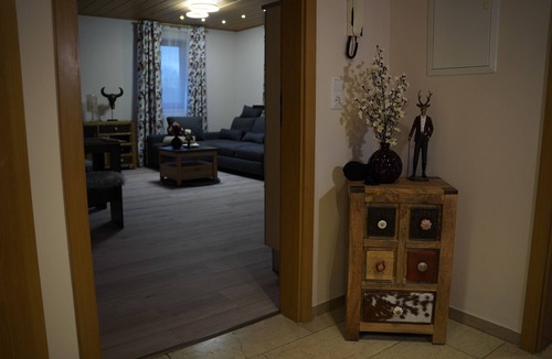 Eckersdorf Apartment | Apartment 'Ferienwohnung Zum Lausbub' with Wi-Fi