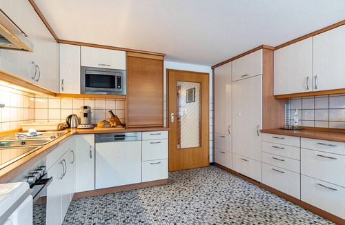Muehlenbach Apartment | Apartment 'Ferienwohnung Zum Pavillon' with Private Terrace and Wi-Fi