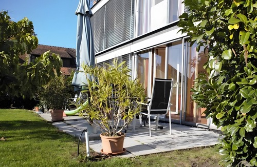 Reichenau Apartment | Apartment 'Ferienwohnung 1' with Lake View and Wi-Fi