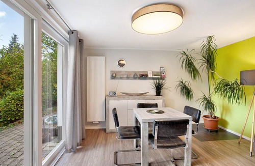 Arnsberg Apartment | Apartment 'Ferienwohnung Im Eichholz' with Private Terrace, Shared Garden and Wi-Fi