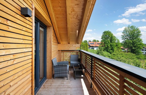 Bad Toelz Apartment | Apartment 'Ferienwohnung Wendelsteinblick' with Mountain View, Balcony and Wi-Fi