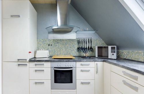 Stockach Apartment | Apartment 'Ferienwohnung am Rosenberg' with Shared Garden, Wi-Fi and Air Conditioning