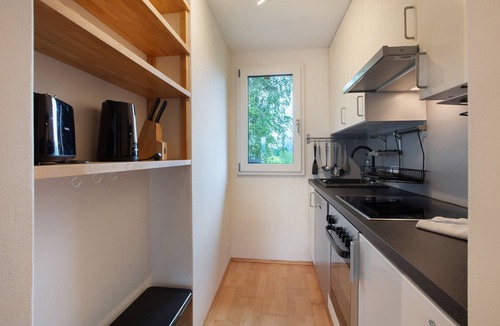Weilheim Apartment | Apartment 'Ferienwohnung Fellagrün' with Mountain View, Shared Garden and Wi-Fi