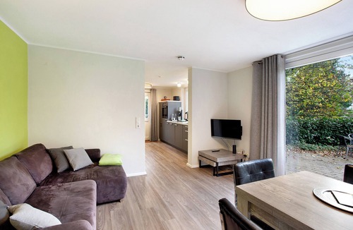 Arnsberg Apartment | Apartment 'Ferienwohnung Im Eichholz' with Private Terrace, Shared Garden and Wi-Fi