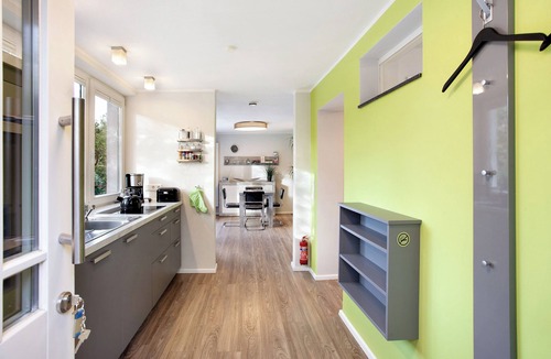 Arnsberg Apartment | Apartment 'Ferienwohnung Im Eichholz' with Private Terrace, Shared Garden and Wi-Fi
