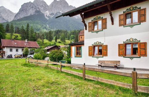 Obergrainau Apartment | Apartment 'Ferienwohnung Kramer' with Balcony and Wi-Fi