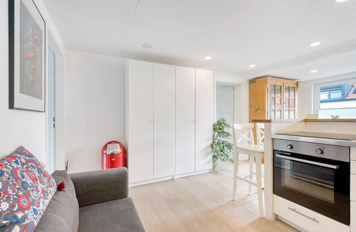 Telgte Apartment | Apartment 'Ferienwohnung Feuerbach' with Shared Terrace, Shared Garden and Wi-Fi