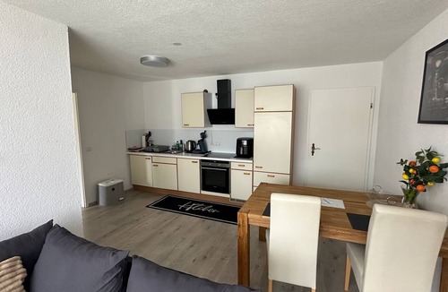 Aach Apartment | Apartment 'Ferienwohnung Sonnhalde' with Wi-Fi