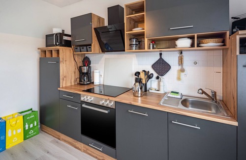 Balve Apartment | Apartment 'Fewo Zum Eisenstollen' with Shared Terrace and Wi-Fi
