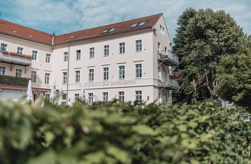 Koenigstein Apartment | Apartment Flurin in the heart of Königstein with parking lot. Family friendly