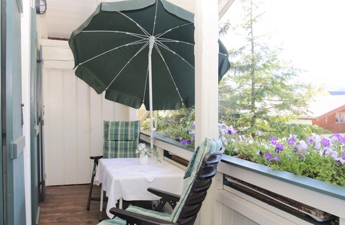 Kreuzfeld Apartment | Apartment for 2 persons with balcony, 70m², kitchen, living room, bedroom