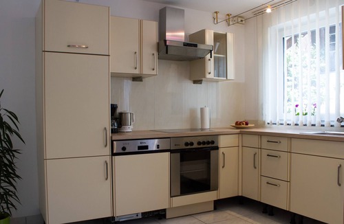Imst Apartment | APARTMENT for 2 with huge garden near AREA47 シ
