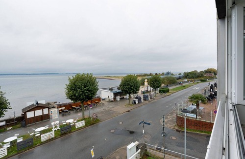 Laboe Apartment | Apartment 'Förde-Traumblick 2' with Sea View, Balcony and Wi-Fi