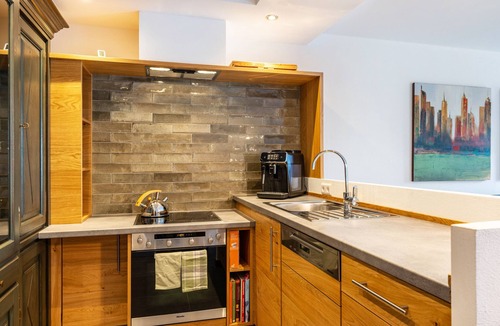 Salem Apartment | Apartment 'Gästehaus Wüpping 2' with Shared Terrace, Shared Garden and Wi-Fi