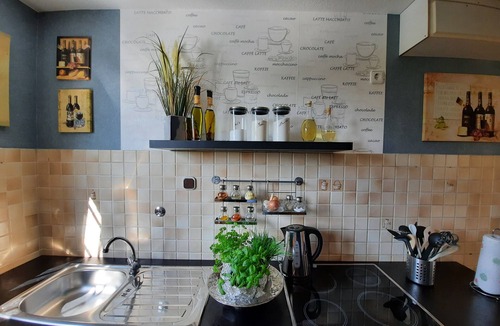 Hamm Apartment | Apartment 'Gast Wohnung Im Grünen Casa Weige' with Private Pool, Private Garden and Wi-Fi