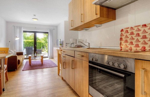 Wettringen Apartment | Apartment 'Göckes Haus Und Garten Lavendelbeet' with Private Terrace, Shared Garden and Wi-Fi
