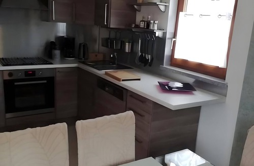 Obertal Apartment | Apartment 'Green House' with Balcony and Wi-Fi