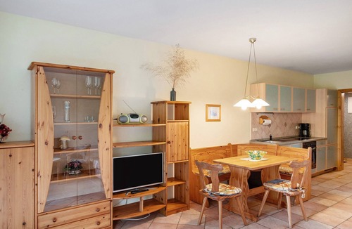Kaegsdorf Apartment | Apartment 'Gutspark Seeblick' with Private Terrace, Shared Garden and Wi-Fi