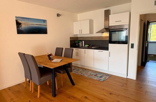 Gaienhofen Apartment | Apartment 'Höri Nest - Wohlfühl Appartement' with Balcony and Wi-Fi