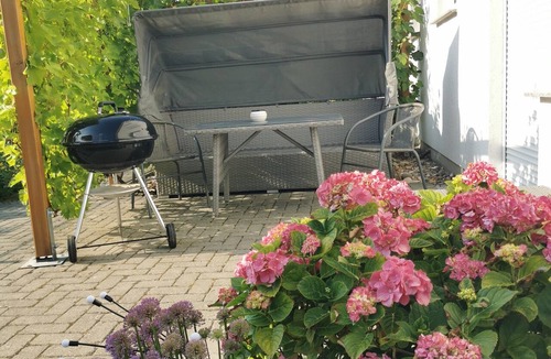 Sanitz Apartment | Apartment 'Haus Dexter' with Private Terrace and Wi-Fi