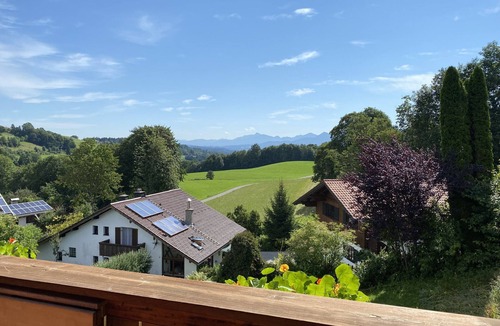 Bad Kohlgrub Apartment | Apartment 'Haus im Oberland - Fewo Berg' with Mountain View, Balcony and Wi-Fi