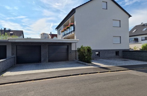 Albstadt Apartment | Apartment 'Haus Im Glück' with Wi-Fi