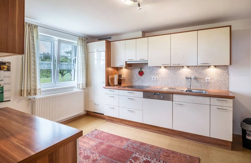 Heimenkirch Apartment | Apartment 'Haus Moritz' with Shared Garden and Wi-Fi