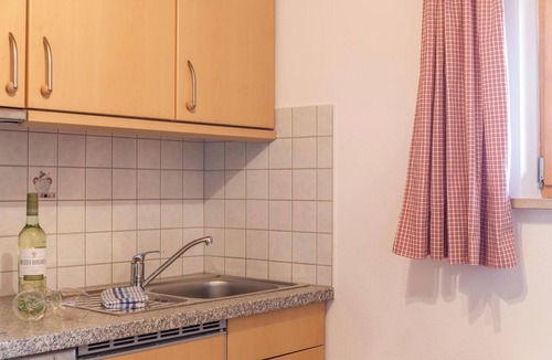 Hammersbach Apartment | Apartment 'Haus Niklos - Wank' with Mountain View, Garden & Wi-Fi