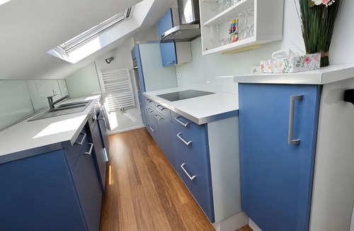 Ascheberg Apartment | Apartment 'Haus Wohlfühlen' with Balcony and Air Conditioning