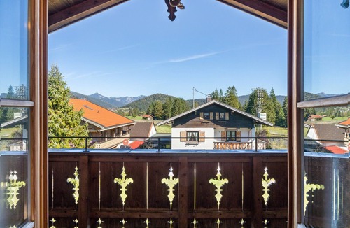 Kruen Apartment | Apartment 'Herzogstand' with Mountain View, Balcony and Wi-Fi